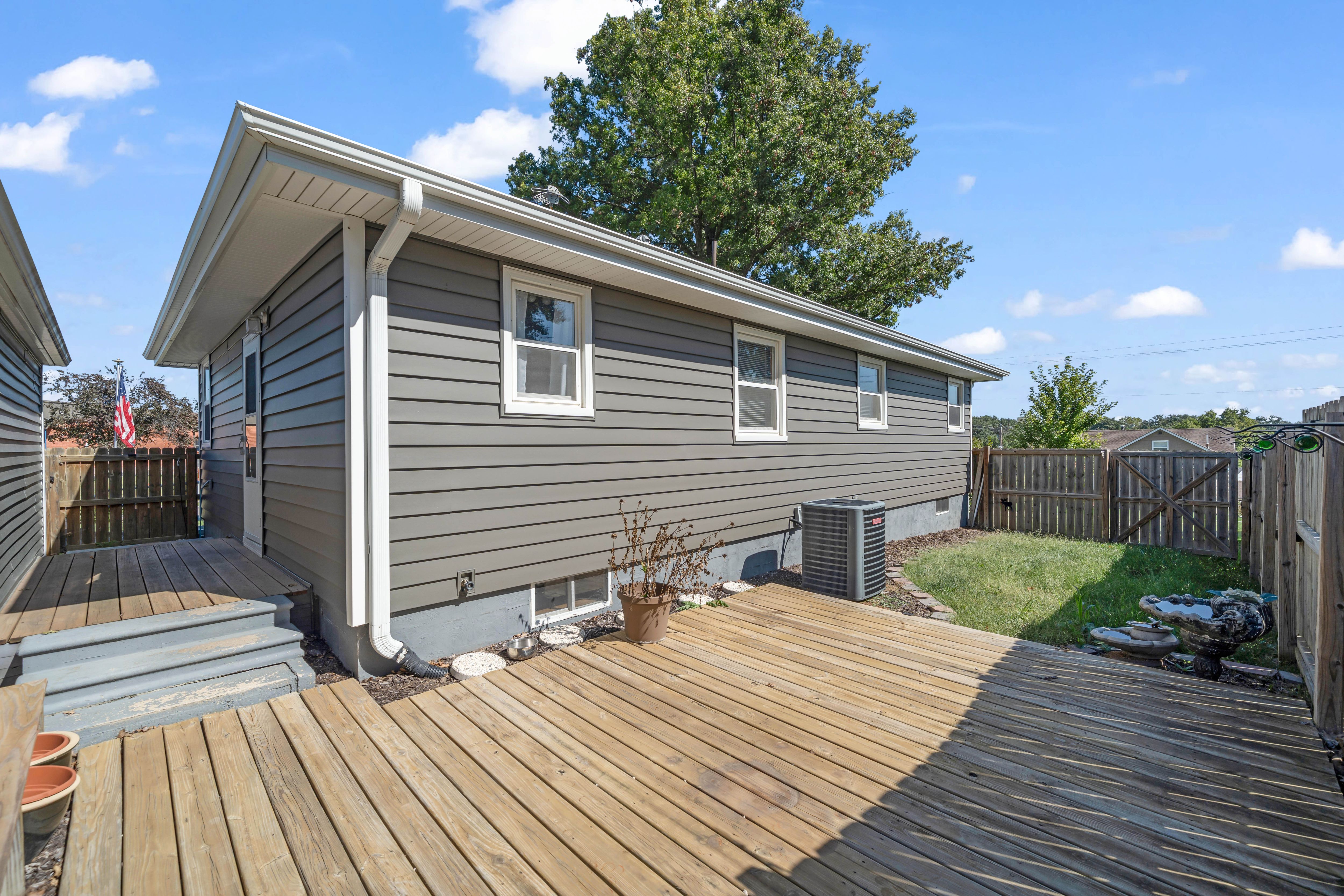 Listing Photo: 320 Burlington Ave, Martensdale, IA 50160 (32 of 34)